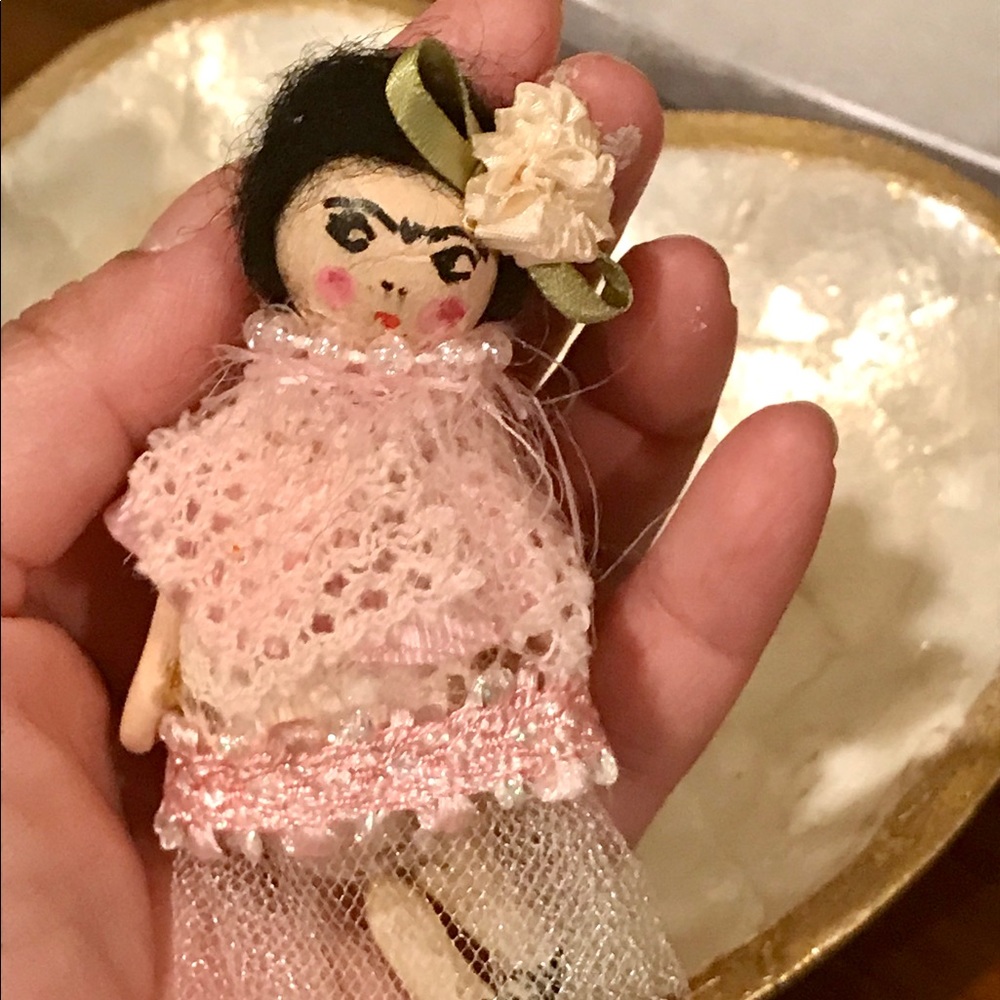 Frida Kahlo Broche /Frida Kahlo brooch doll 3”